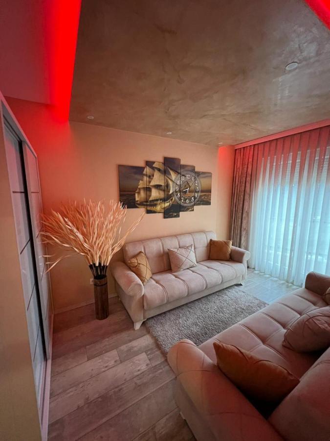 Luxurious Apartment With City View Приштина Экстерьер фото
