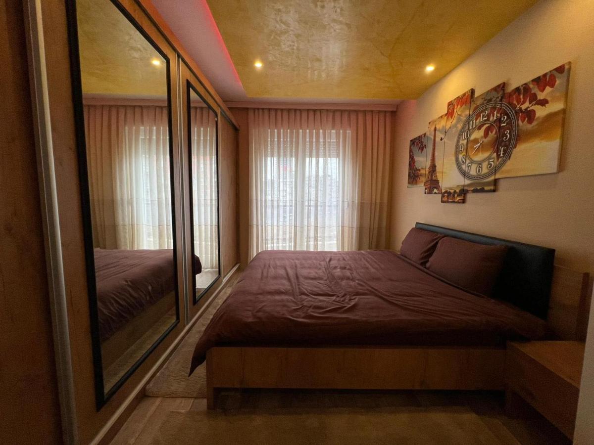 Luxurious Apartment With City View Приштина Экстерьер фото